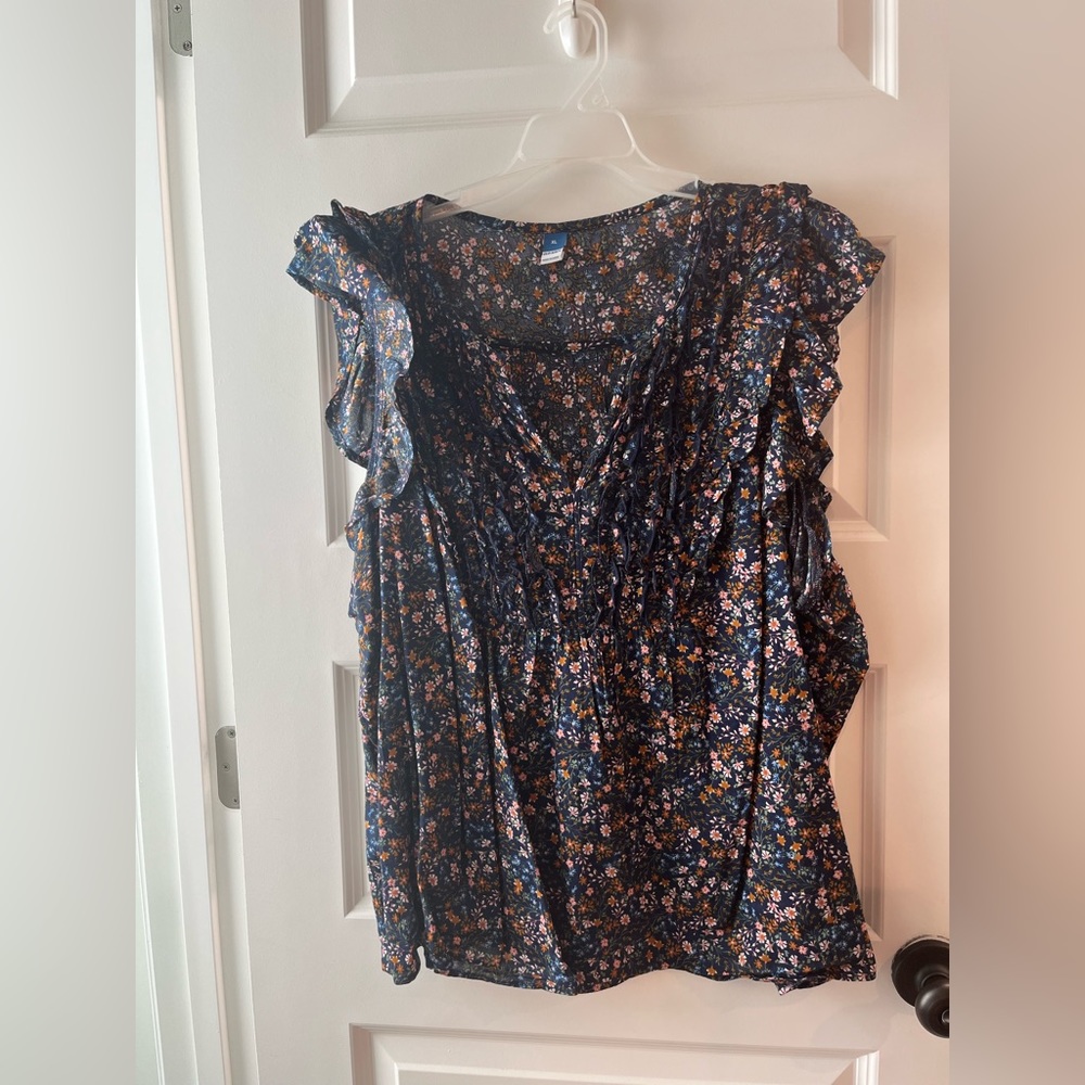 Flutter sleeve tank